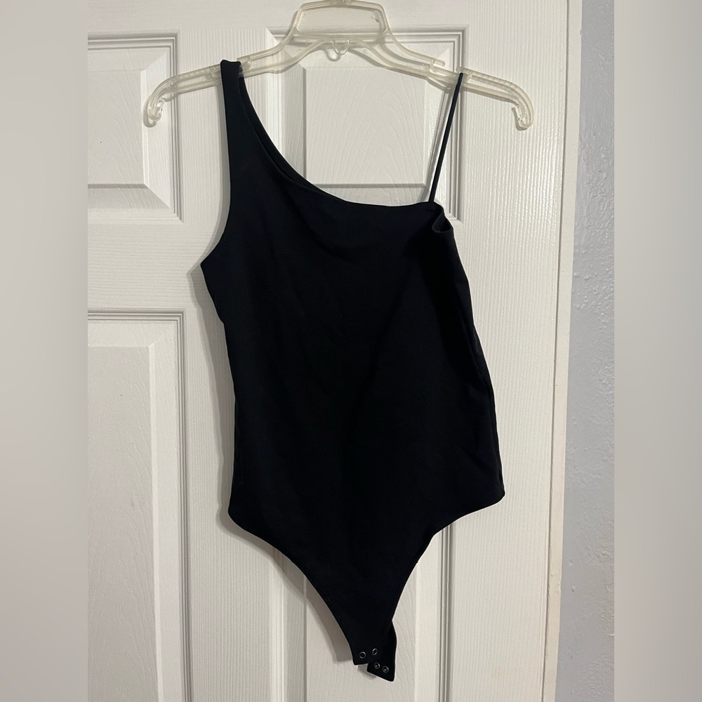 Abercrombie and Fitch. Black bodysuit; one shoulder. Size small